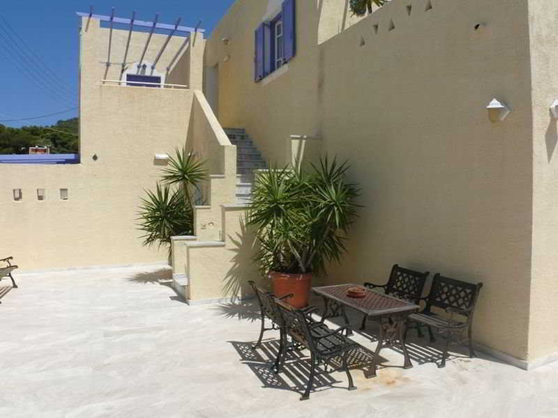 Sylvia Studios Agia Marina  Exterior photo